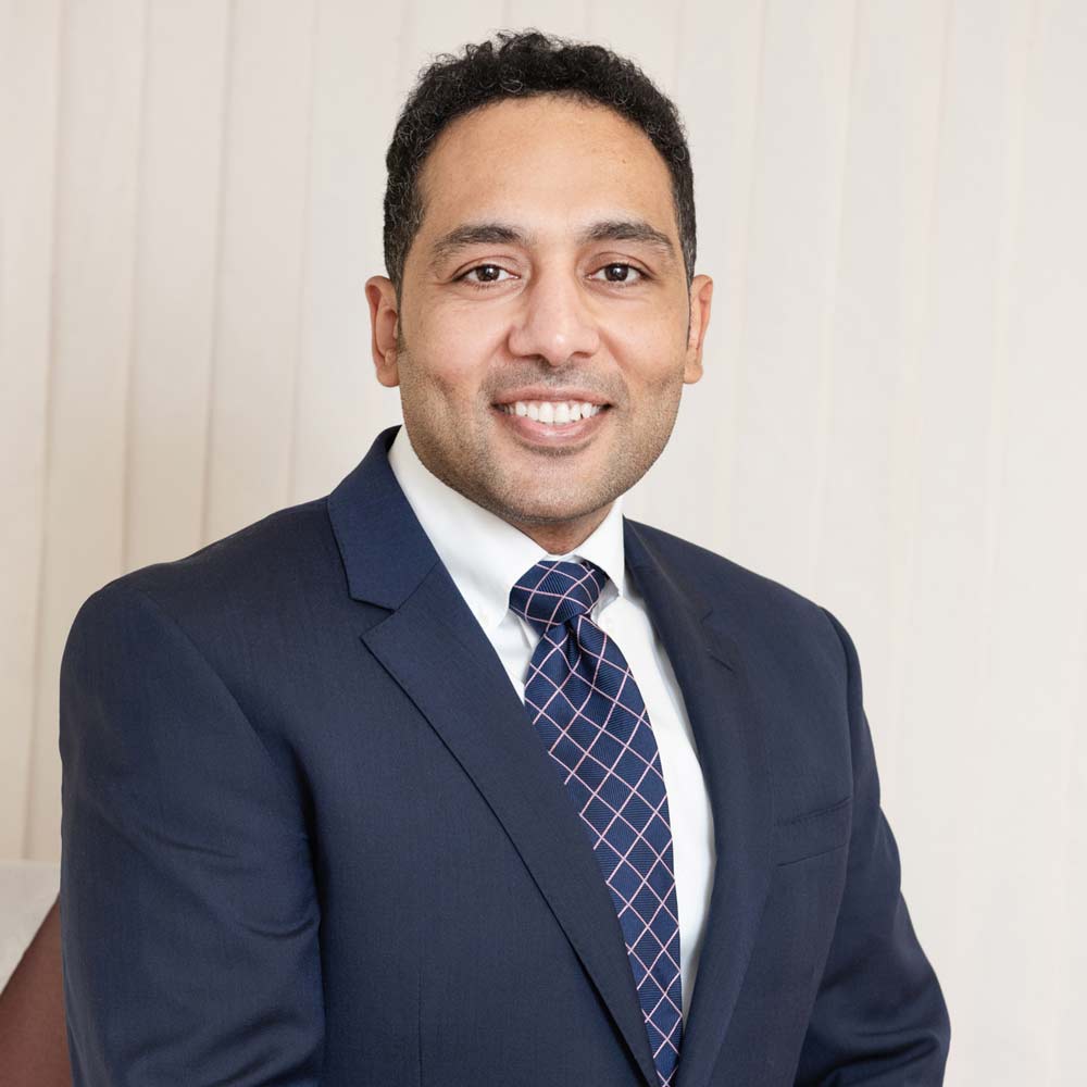 Mr Hosaam Nasr Consultant Vascular & Endovascular Surgeon, MBChB, FRCS, MD